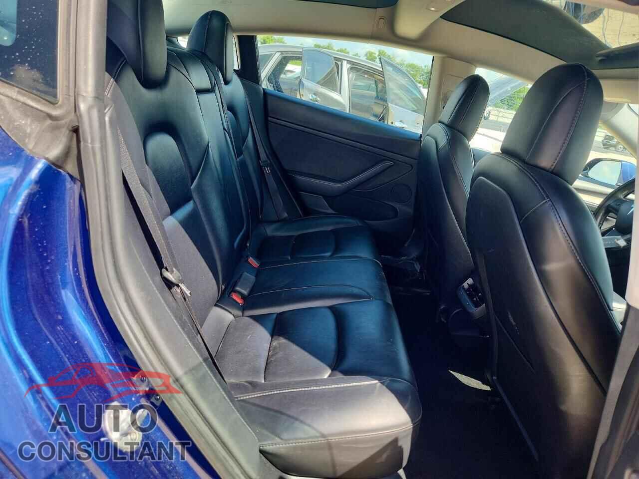 TESLA MODEL 3 2022 - 5YJ3E1EA5NF371931