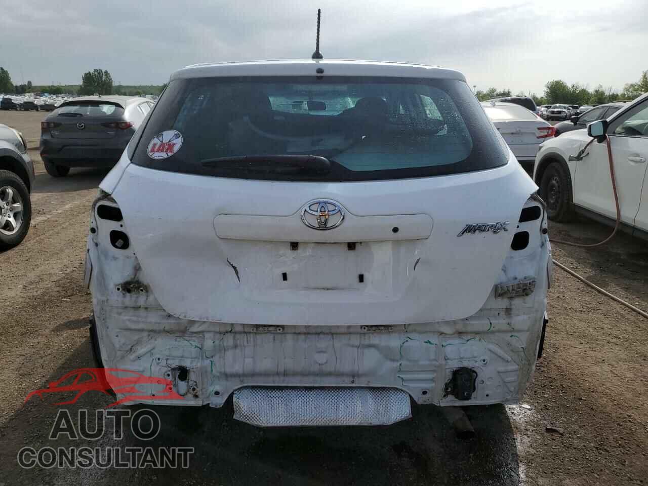 TOYOTA MATRIX 2014 - 2T1KU4EEXEC133080