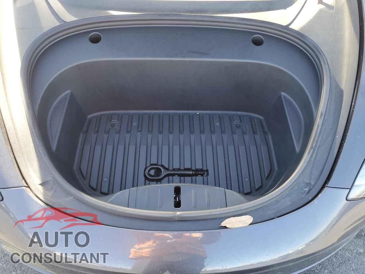 TESLA MODEL 3 2021 - 5YJ3E1EA9MF026724
