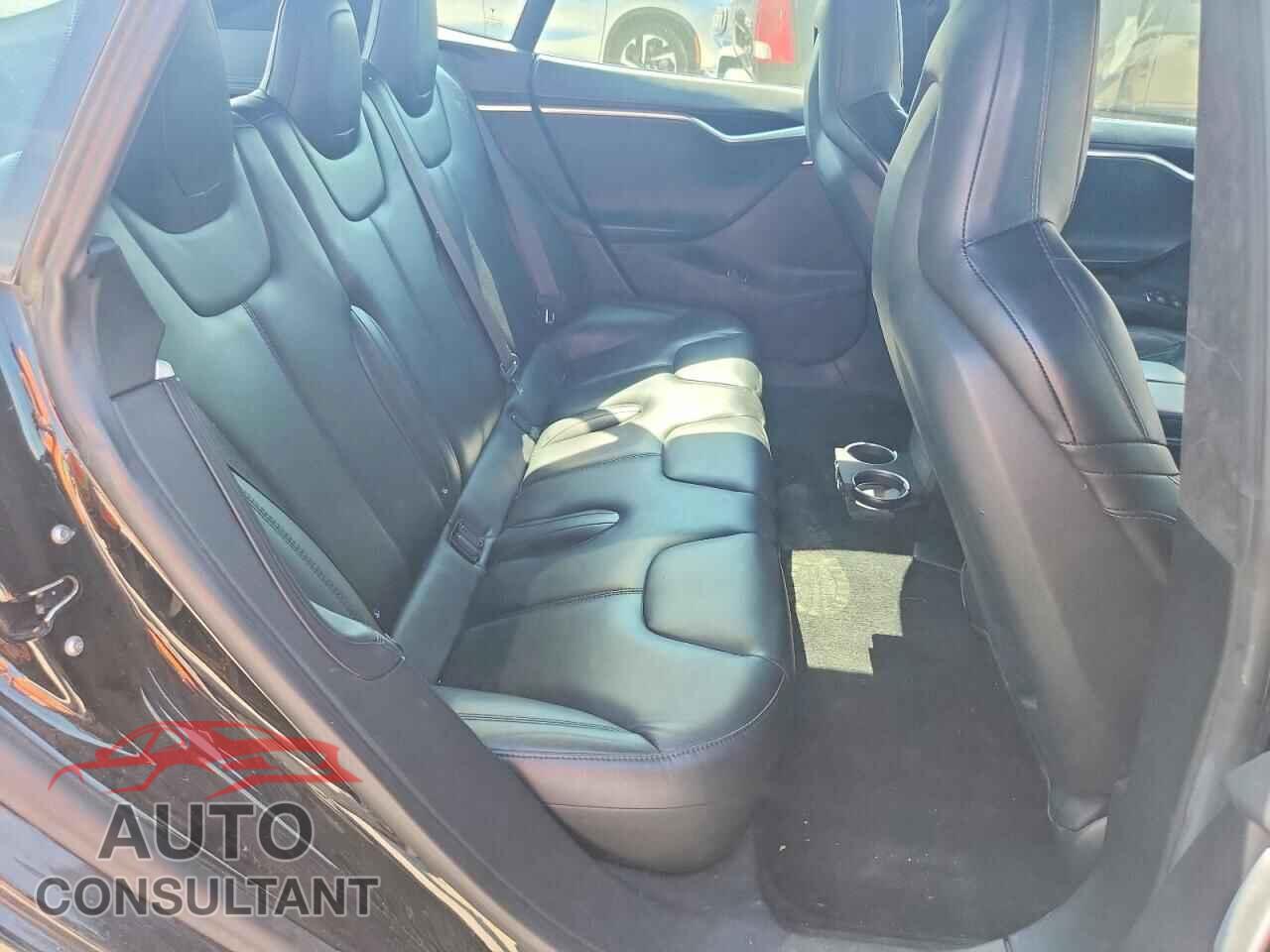TESLA MODEL S 2016 - 5YJSA1E20GF151423