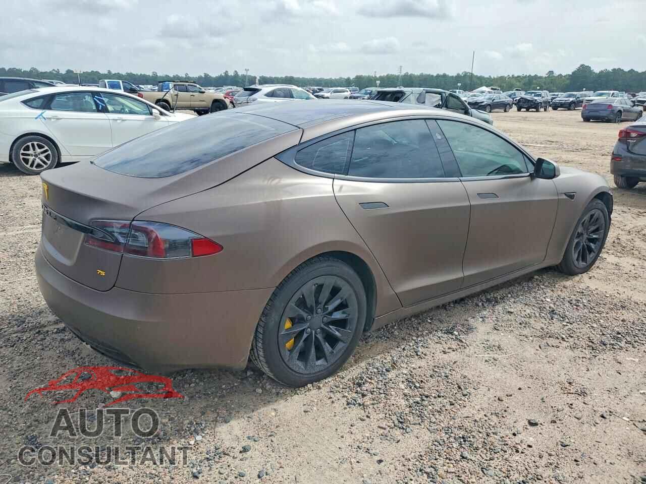 TESLA MODEL S 2017 - 5YJSA1E18HF191709
