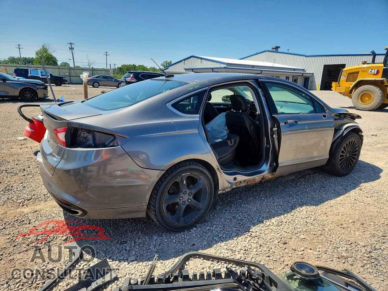 FORD FUSION 2013 - 3FA6P0D98DR127928