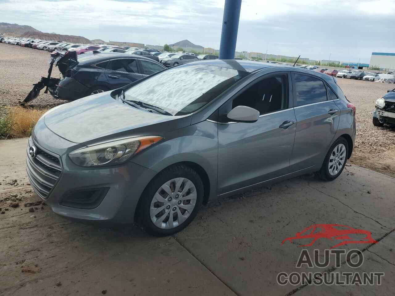 HYUNDAI ELANTRA 2017 - KMHD35LH8HU368885