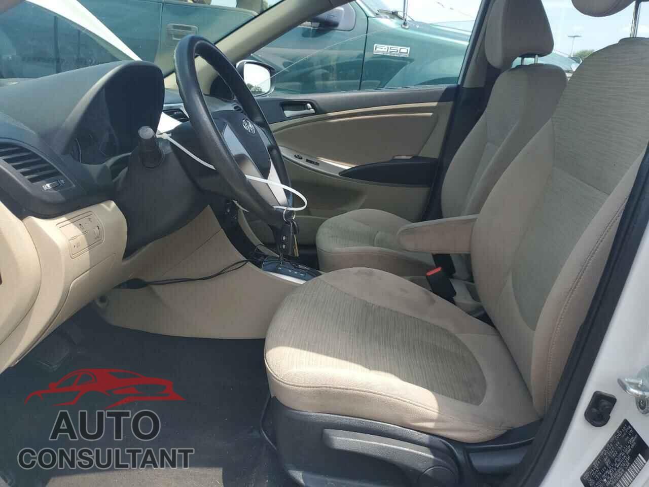 HYUNDAI ACCENT 2017 - KMHCT4AE9HU363256