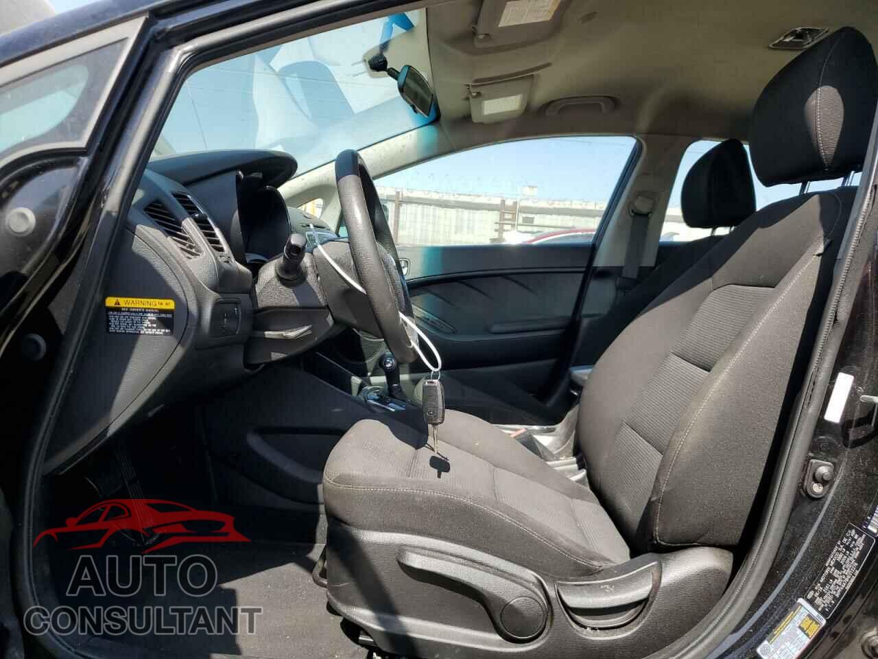 KIA FORTE 2017 - 3KPFK4A78HE012276