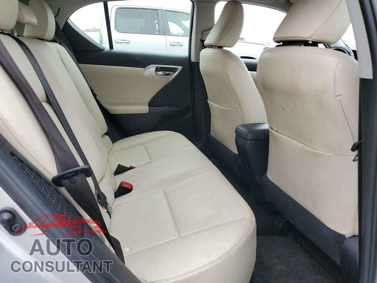 LEXUS CT 200 2012 - JTHKD5BH4C2121084