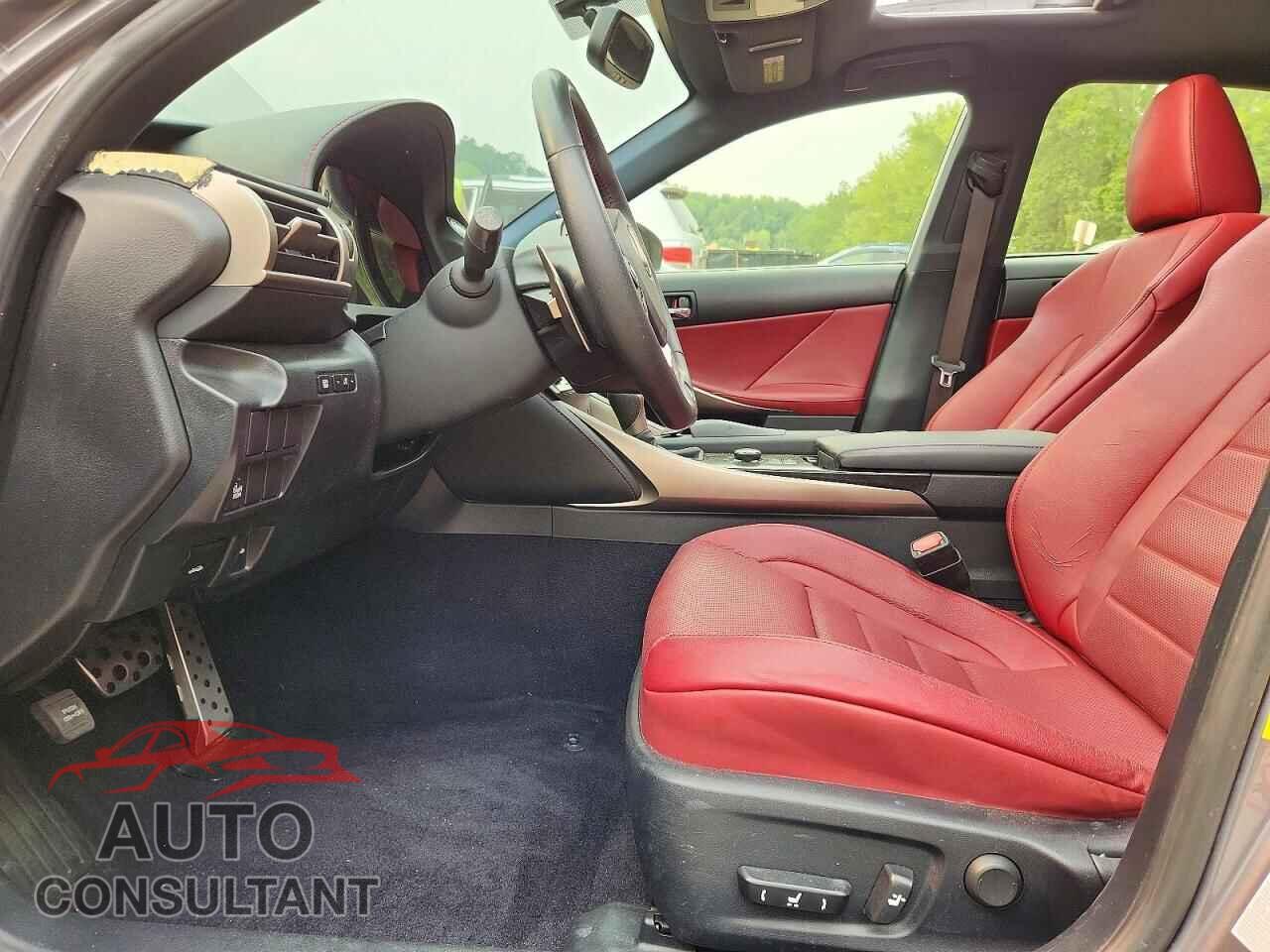 LEXUS IS 2014 - JTHBE1D25E5014271