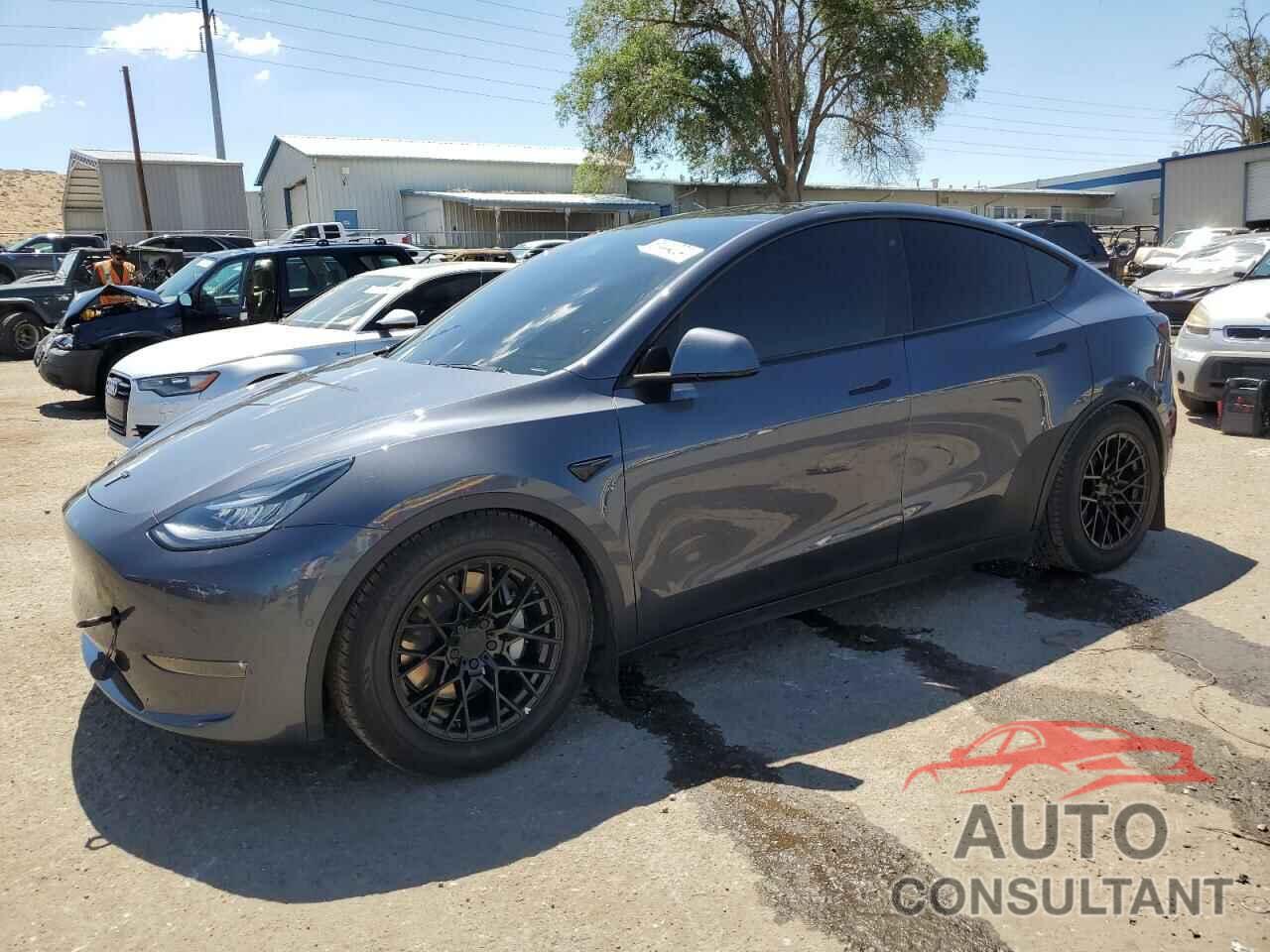 TESLA MODEL Y 2020 - 5YJYGDEE4LF051243