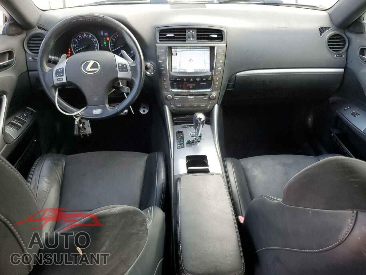 LEXUS IS 2012 - JTHBF5C27C2103103