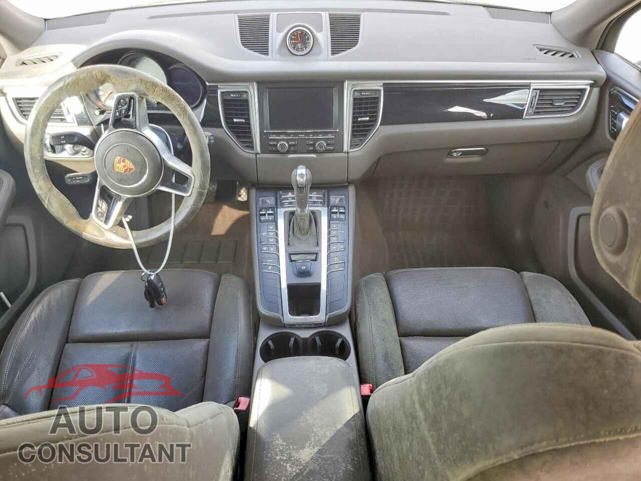 PORSCHE MACAN 2016 - WP1AB2A56GLB41828