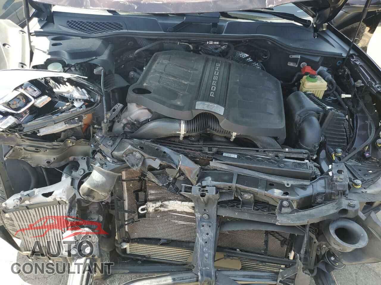 PORSCHE CAYENNE 2017 - WP1AB2A23HLA51608