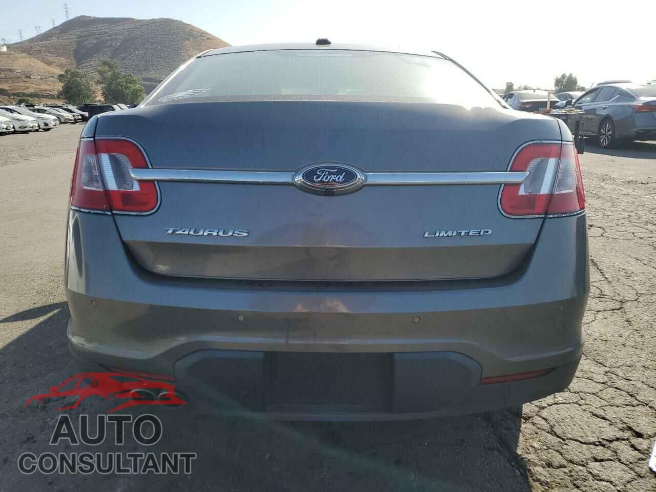 FORD TAURUS 2012 - 1FAHP2FW9CG135372