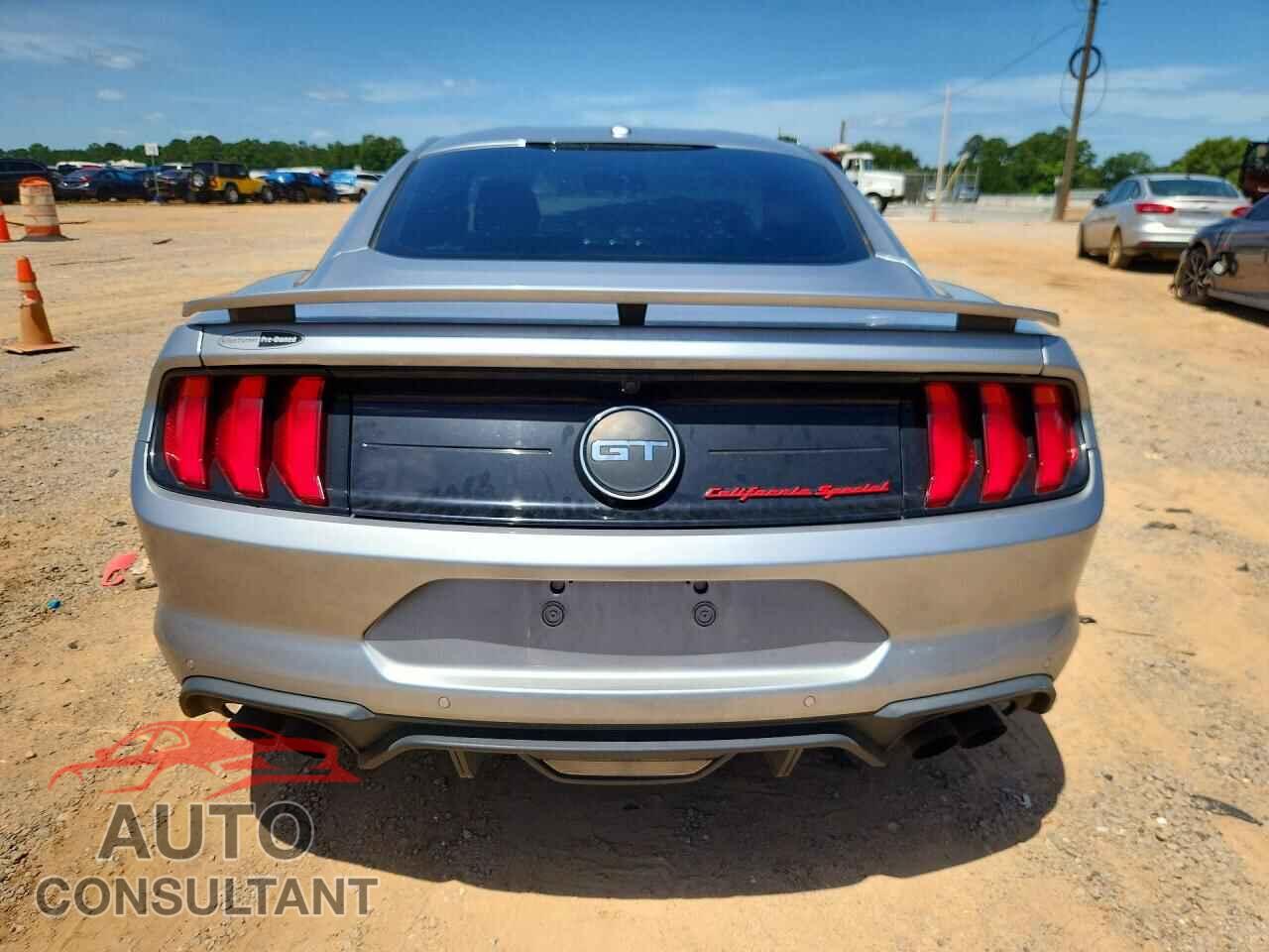 FORD MUSTANG 2020 - 1FA6P8CF9L5127542