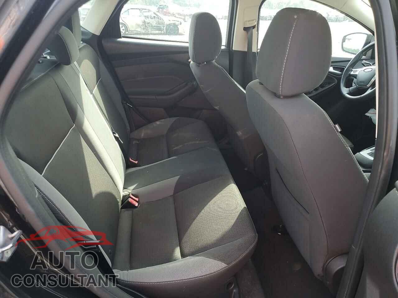 FORD FOCUS 2013 - 1FADP3F26DL195622