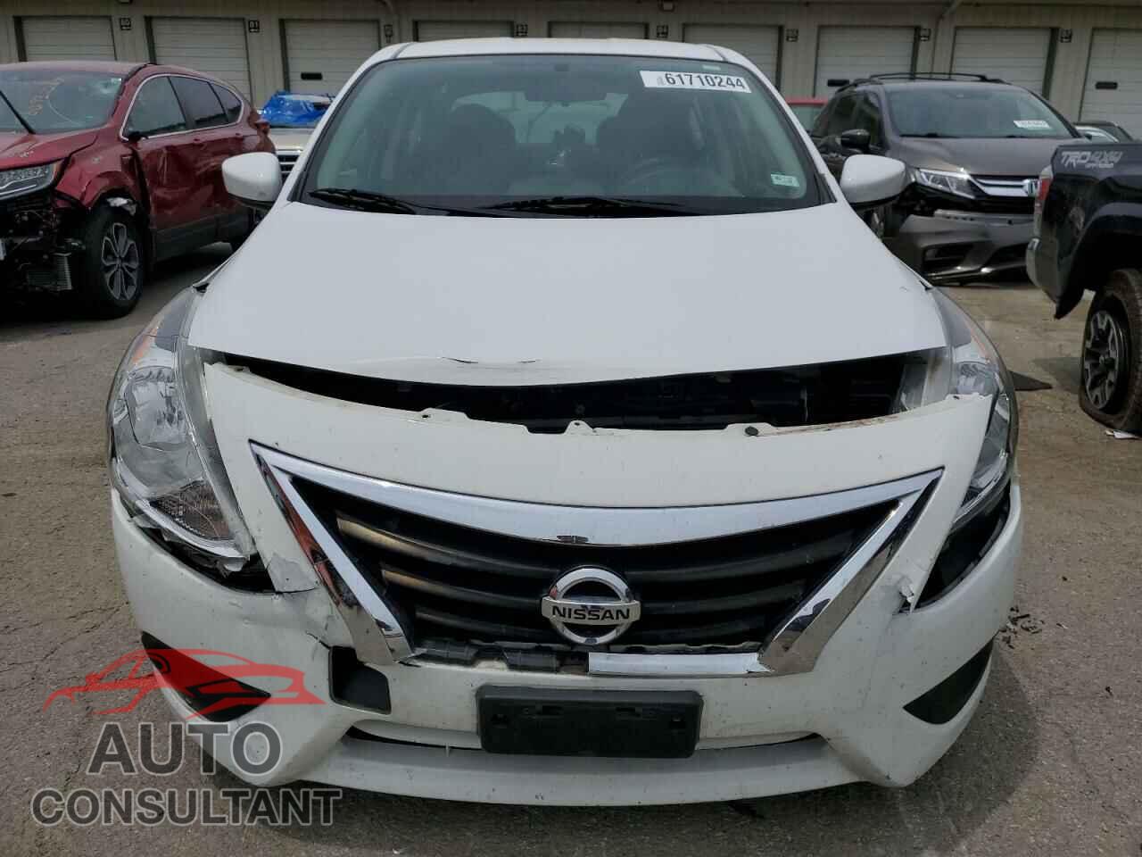NISSAN VERSA 2019 - 3N1CN7AP3KL864570