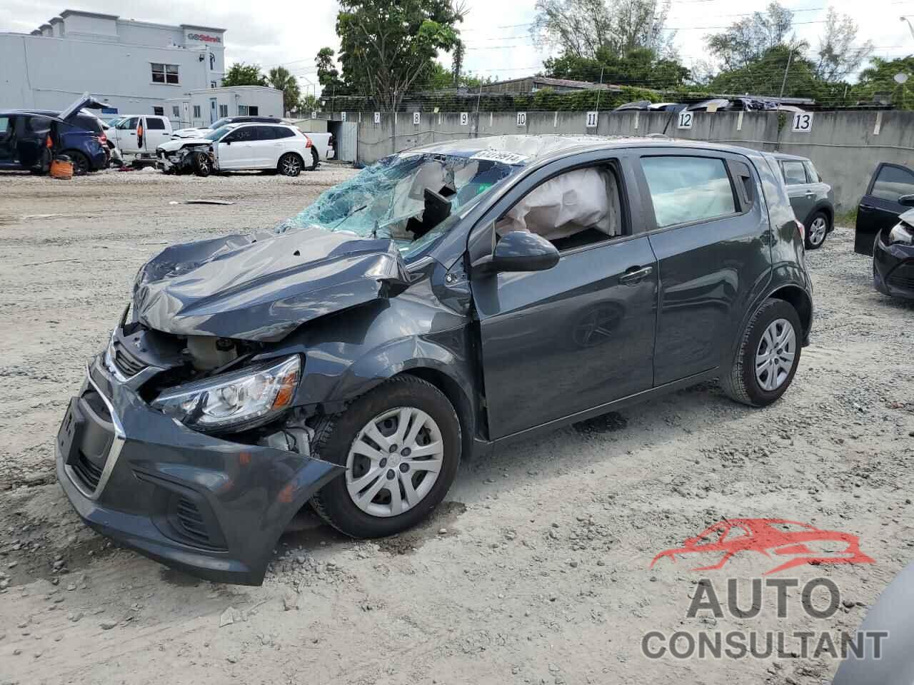 CHEVROLET SONIC 2019 - 1G1JG6SB7K4142268
