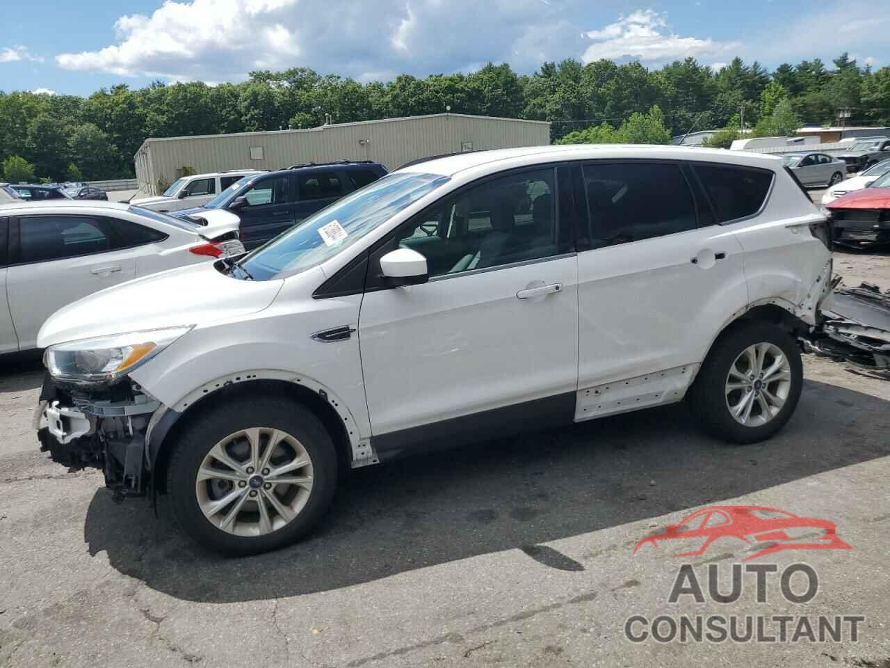 FORD ESCAPE 2018 - 1FMCU9GD3JUB07354