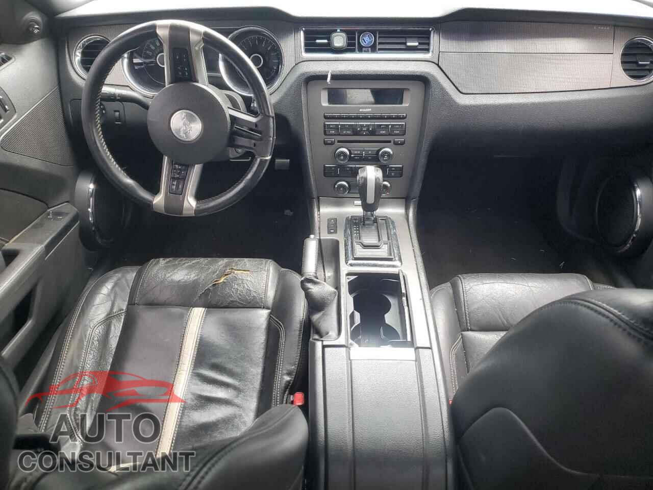 FORD MUSTANG 2014 - 1ZVBP8CF8E5281734