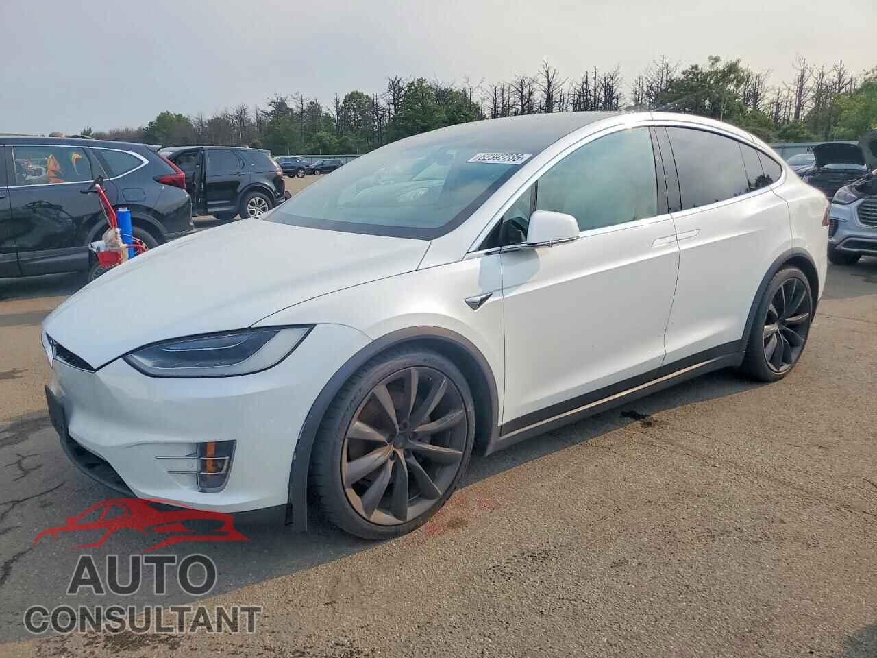 TESLA MODEL X 2019 - 5YJXCBE22KF184972