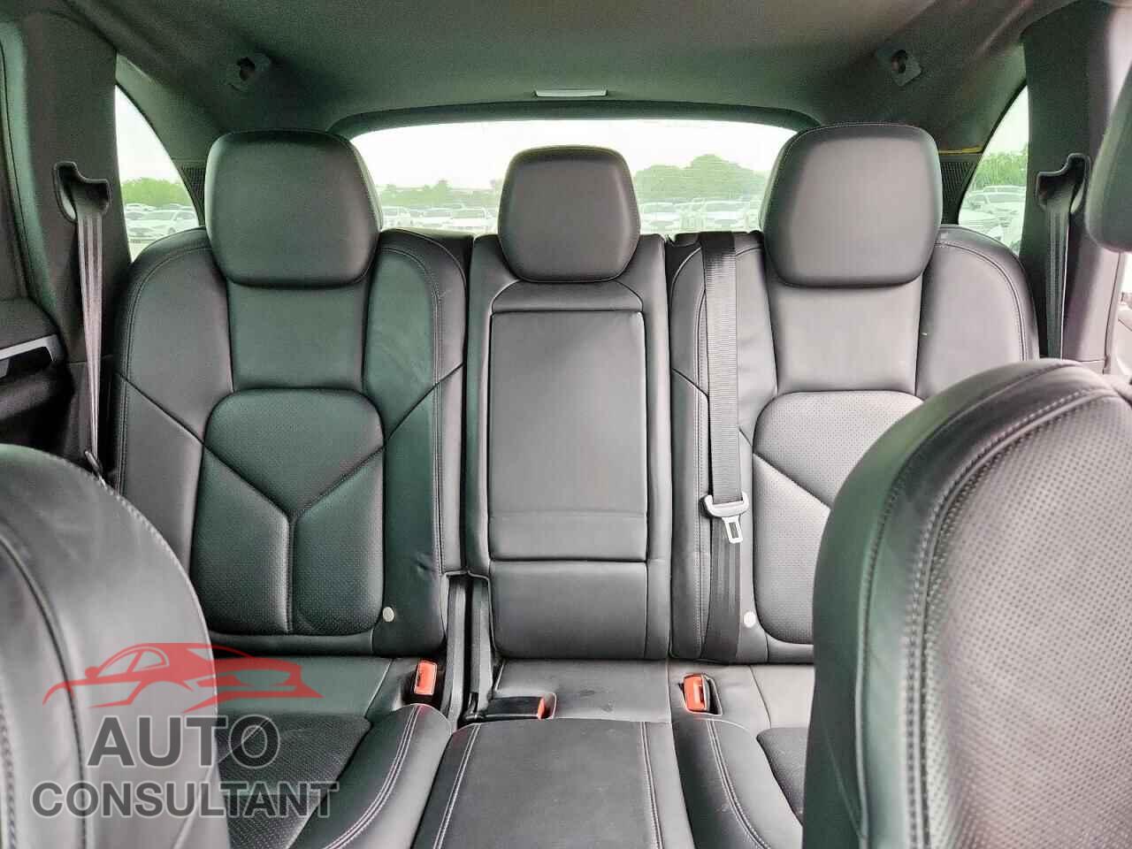 PORSCHE CAYENNE 2013 - WP1AF2A20DLA38829