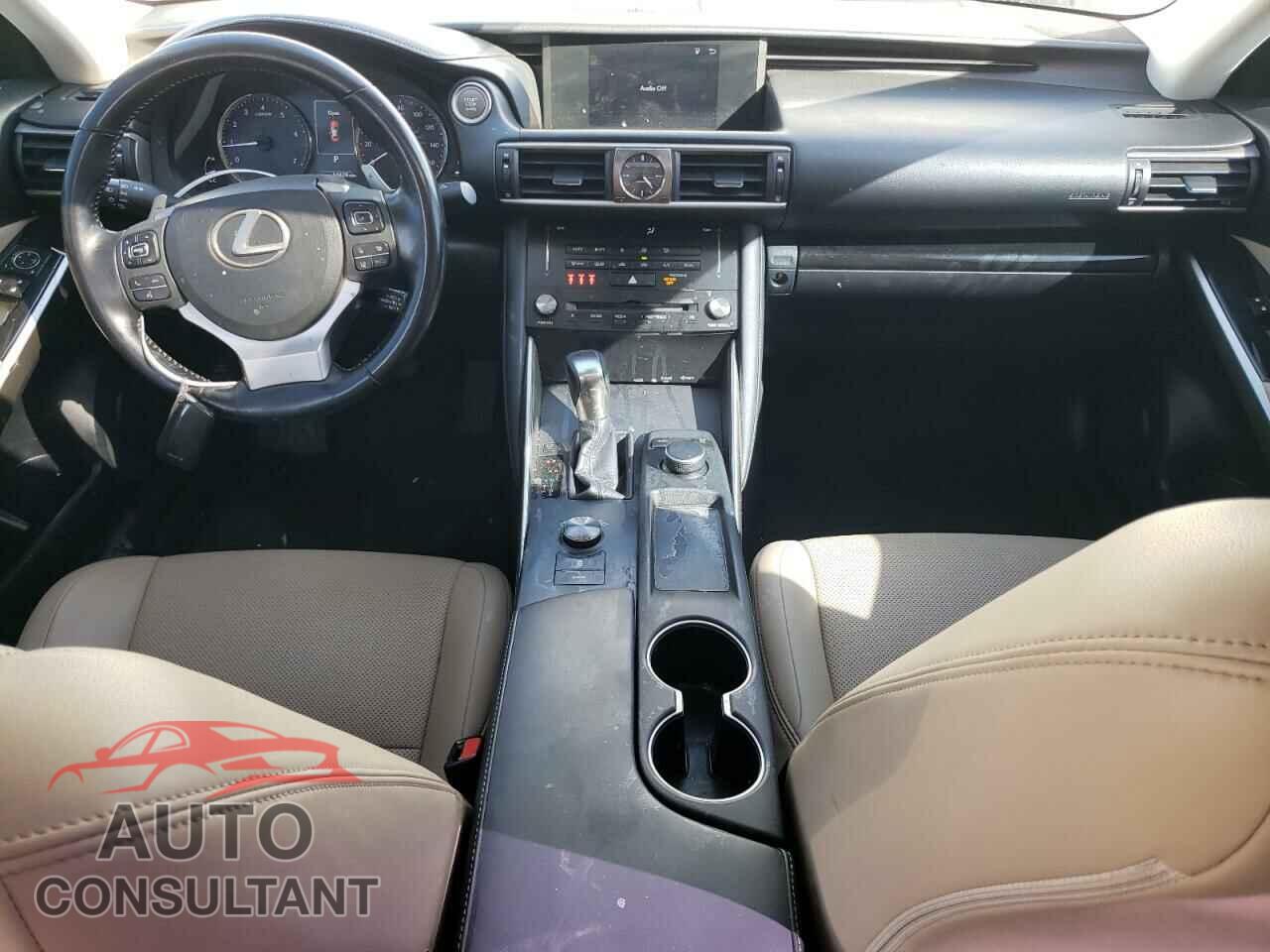 LEXUS IS 2017 - JTHBA1D24H5043373