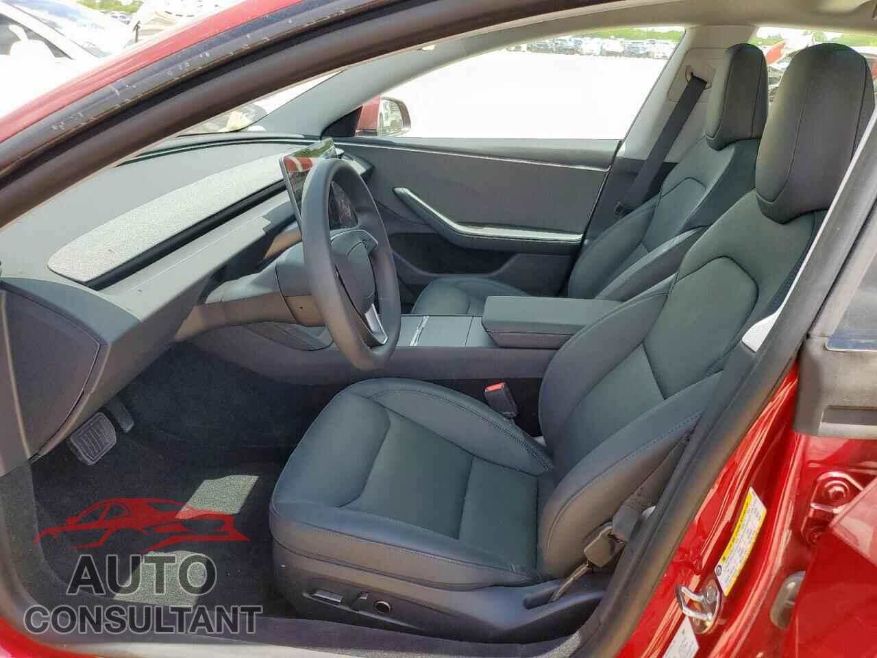 TESLA MODEL 3 2024 - 5YJ3E1EA7RF829538