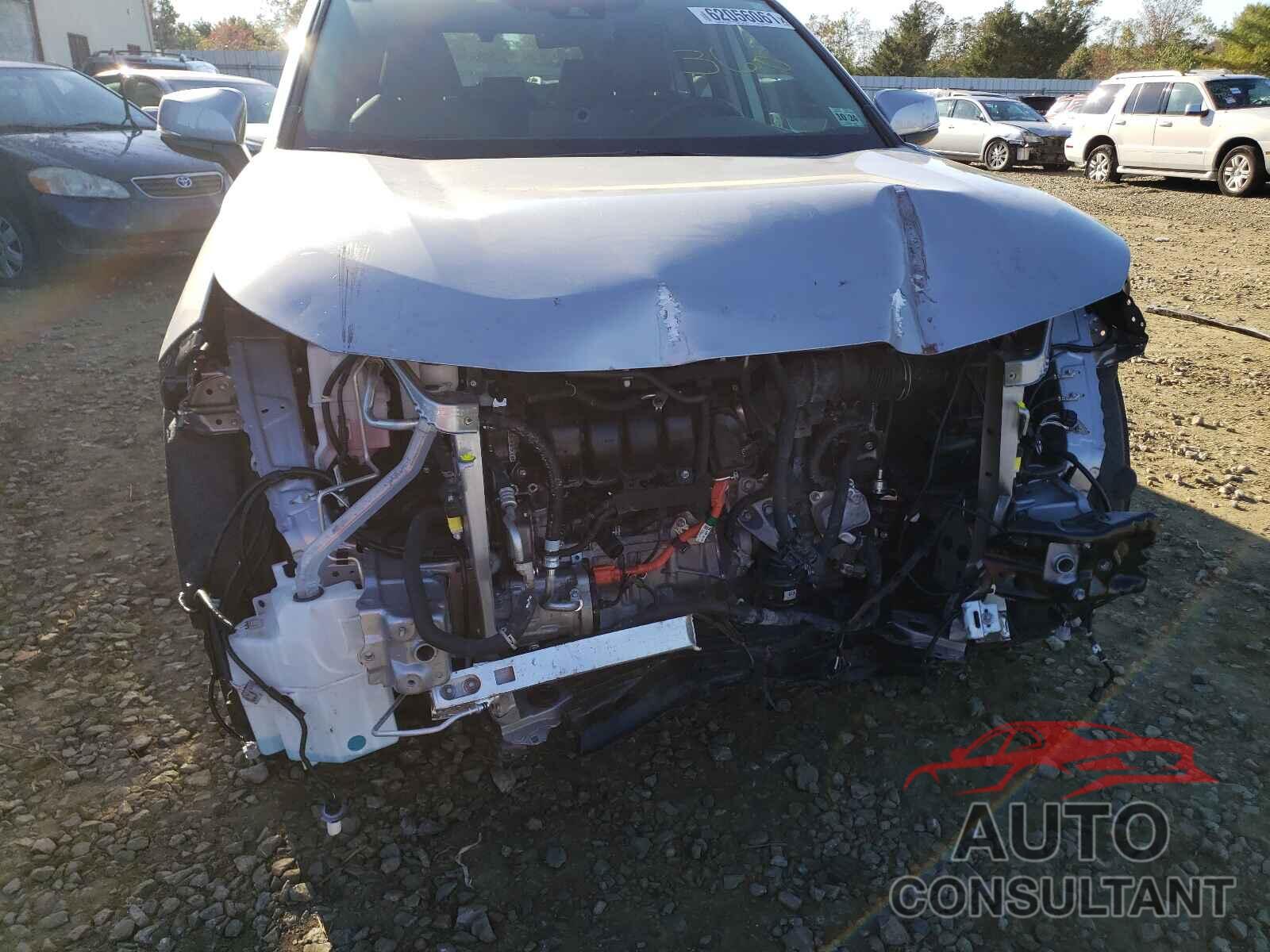 TOYOTA RAV4 2019 - JTMDWRFV5KD028623