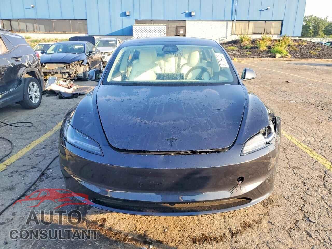 TESLA MODEL 3 2026 - 5YJ3E1EB3TF148115