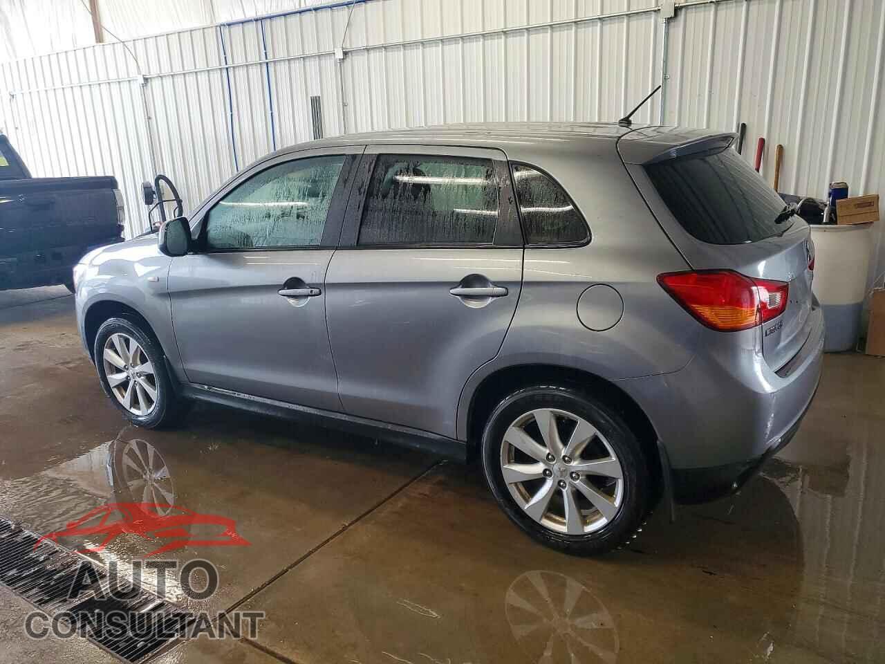 MITSUBISHI OUTLANDER 2015 - 4A4AR3AU1FE013146