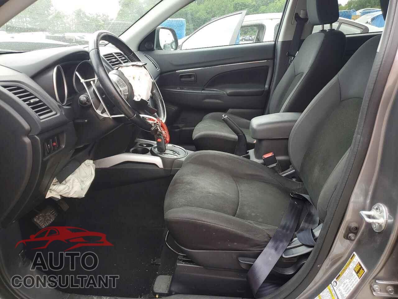 MITSUBISHI OUTLANDER 2013 - 4A4AP3AU5DE006042