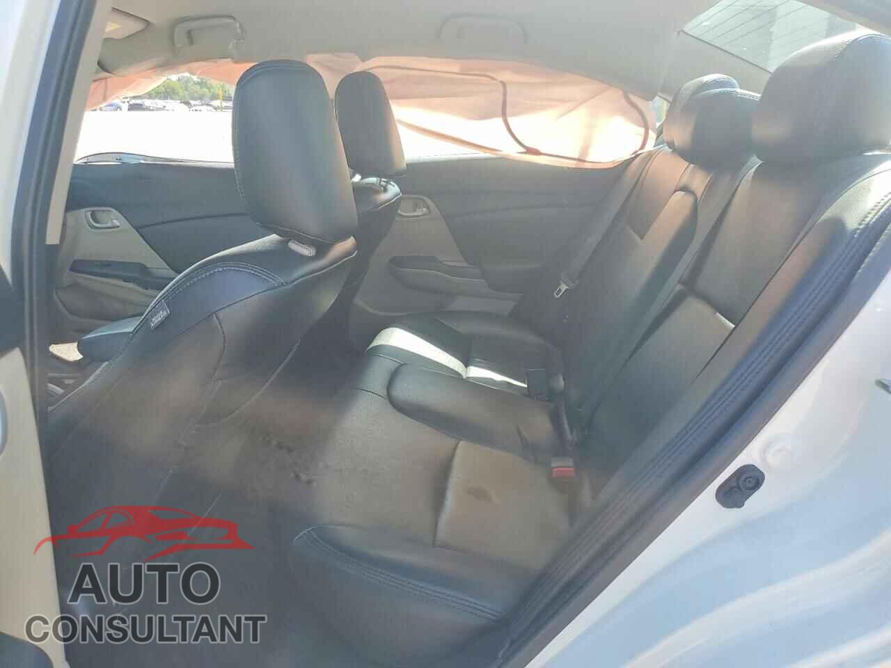 HONDA CIVIC 2014 - 19XFB5F50EE000633