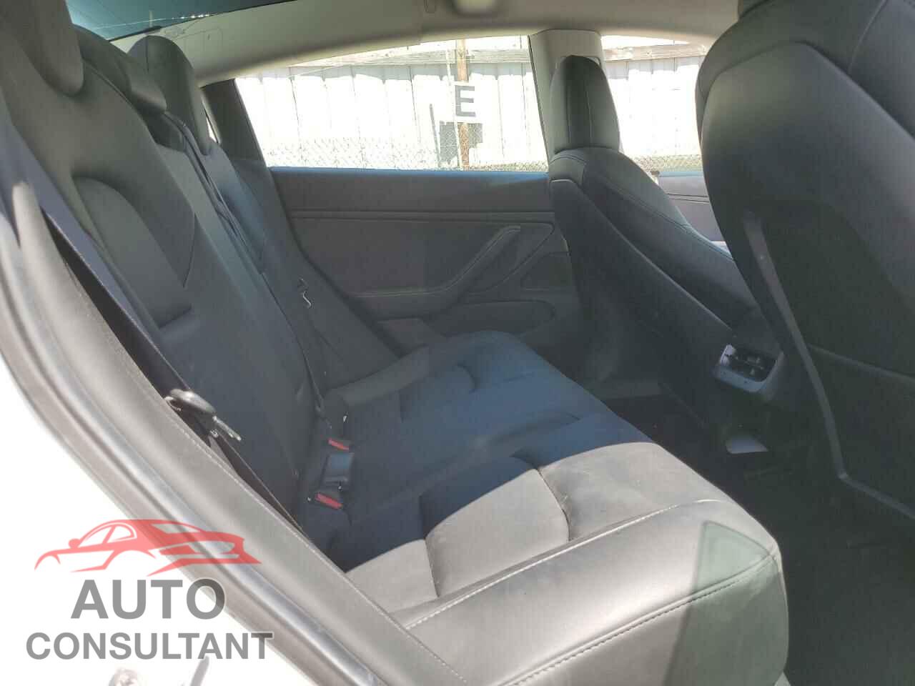 TESLA MODEL 3 2021 - 5YJ3E1EB2MF928494