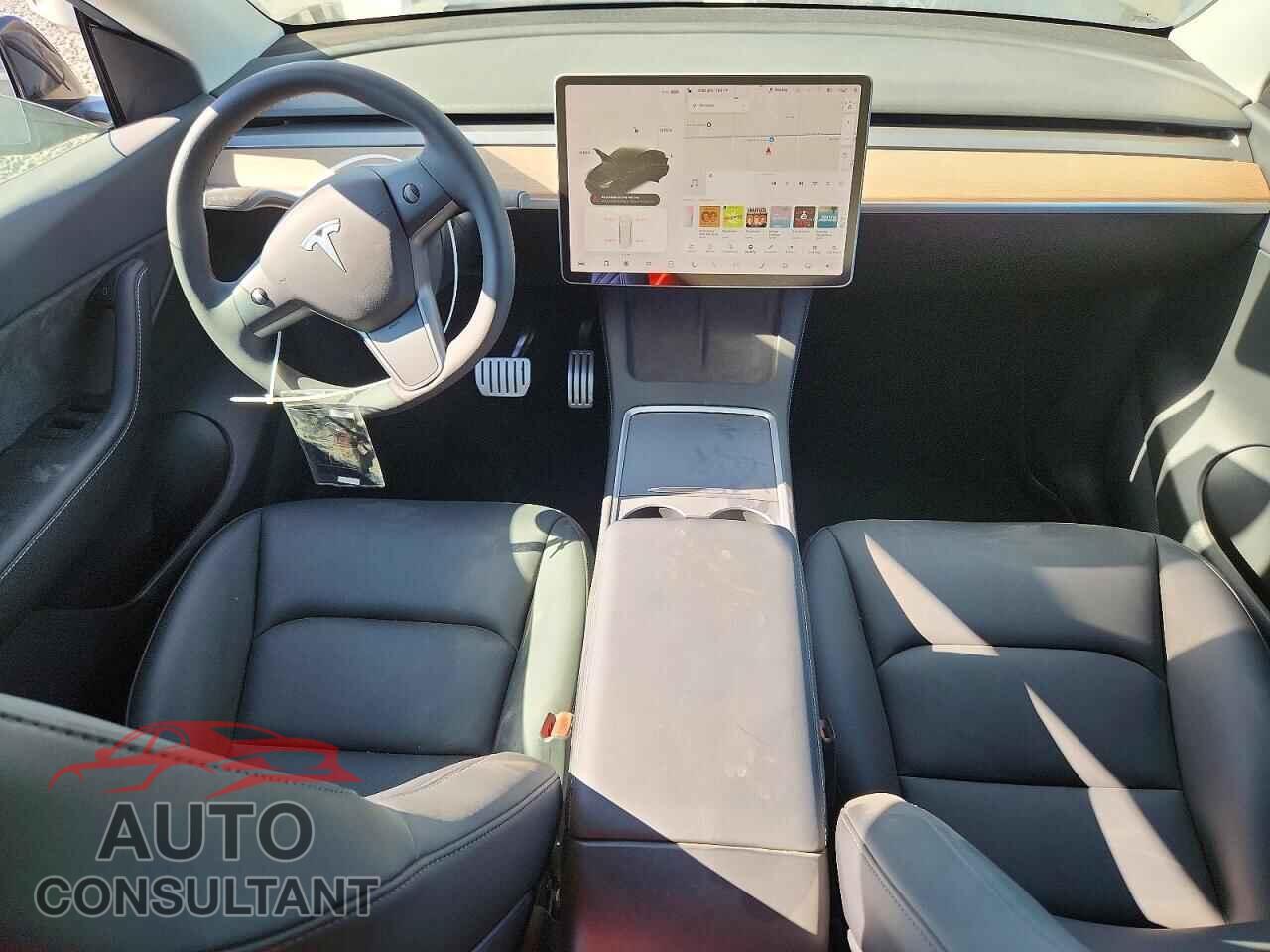 TESLA MODEL Y 2022 - 7SAYGDEF9NF313028