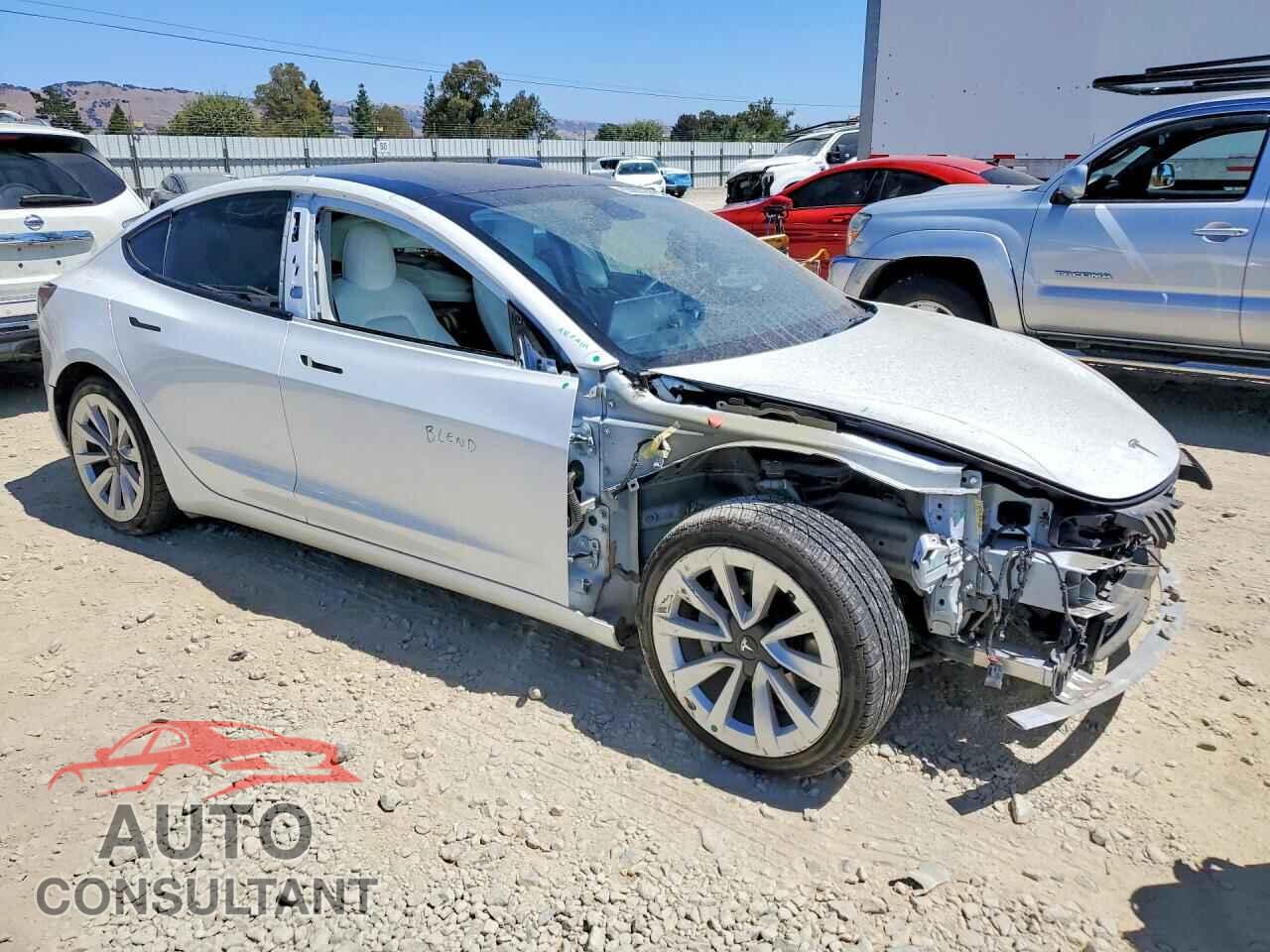 TESLA MODEL 3 2022 - 5YJ3E1EBXNF269212
