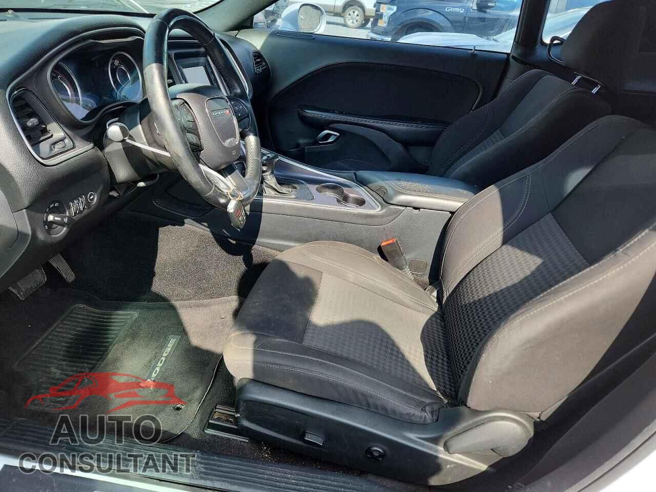 DODGE CHALLENGER 2015 - 2C3CDZAT3FH702305