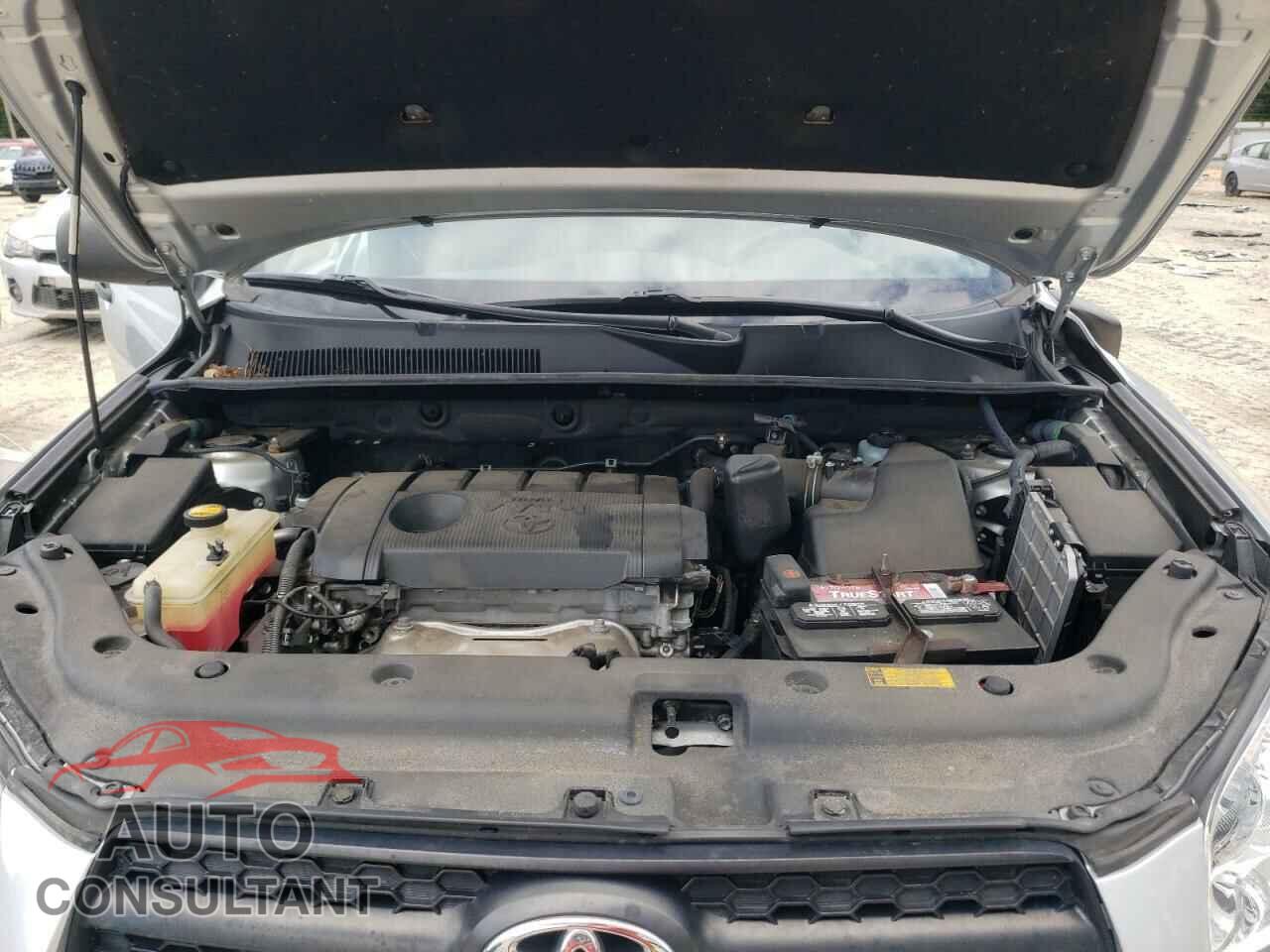 TOYOTA RAV4 2011 - 2T3BF4DV8BW123757