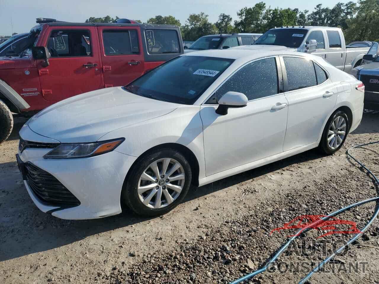 TOYOTA CAMRY 2020 - 4T1C11AK2LU370133