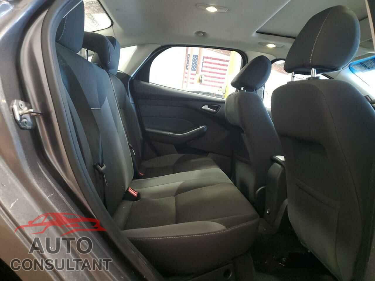 FORD FOCUS 2013 - 1FADP3F23DL330572
