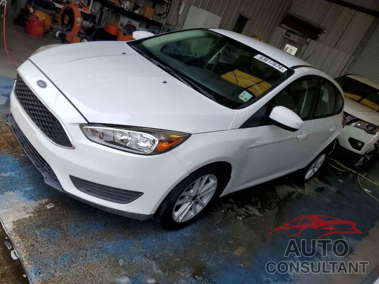 FORD FOCUS 2018 - 1FADP3K20JL288671