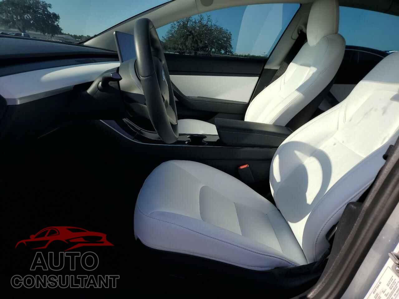 TESLA MODEL 3 2020 - 5YJ3E1EB2LF712921