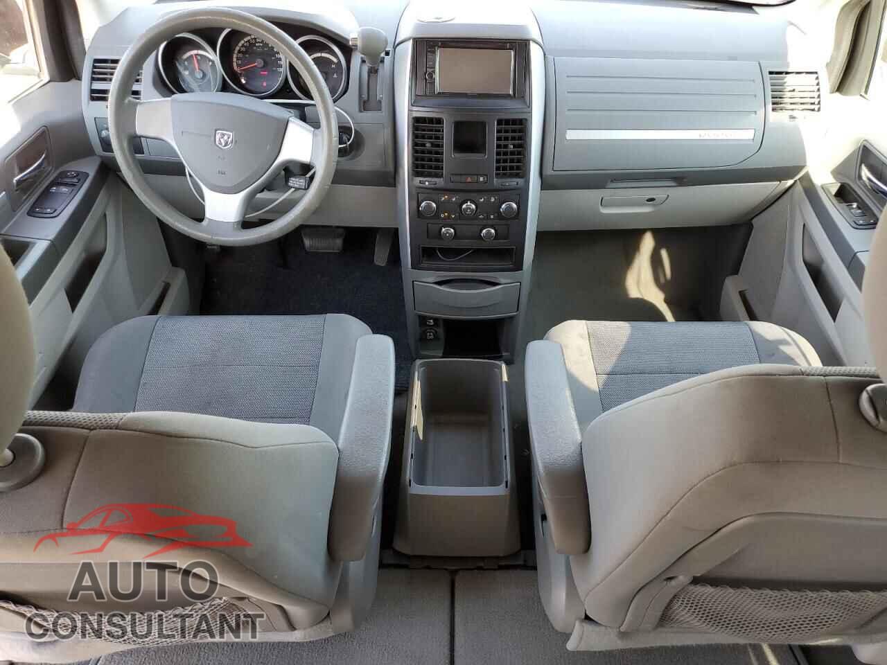 DODGE CARAVAN 2009 - 2D8HN44E29R628244