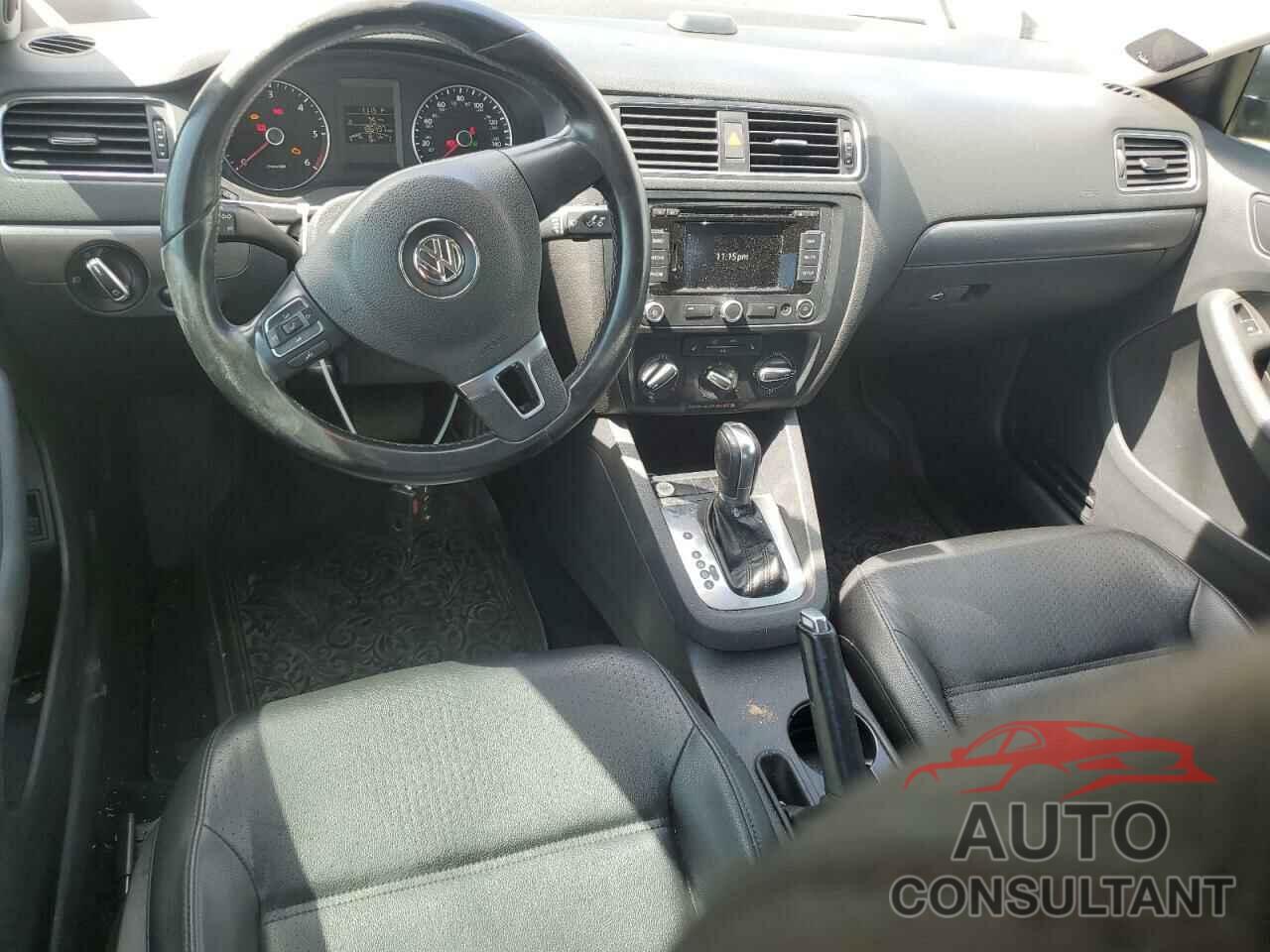 VOLKSWAGEN JETTA 2014 - 3VWLL7AJ4EM374570
