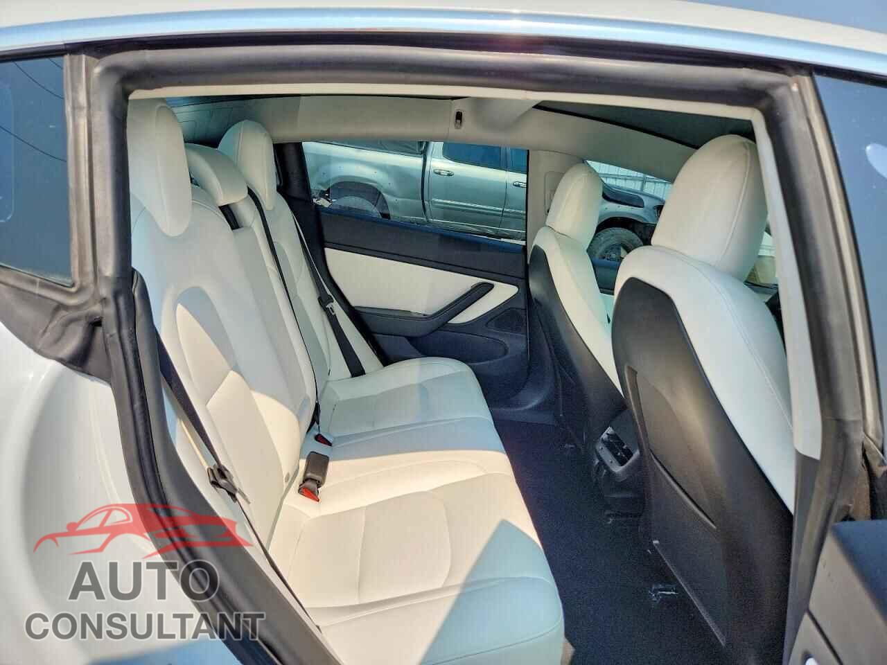 TESLA MODEL 3 2020 - 5YJ3E1EB9LF651633