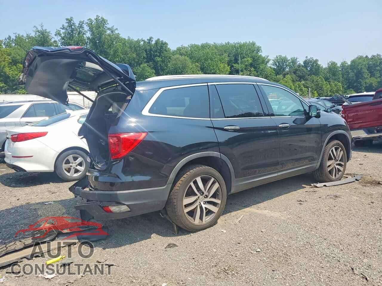 HONDA PILOT 2017 - 5FNYF6H94HB065180