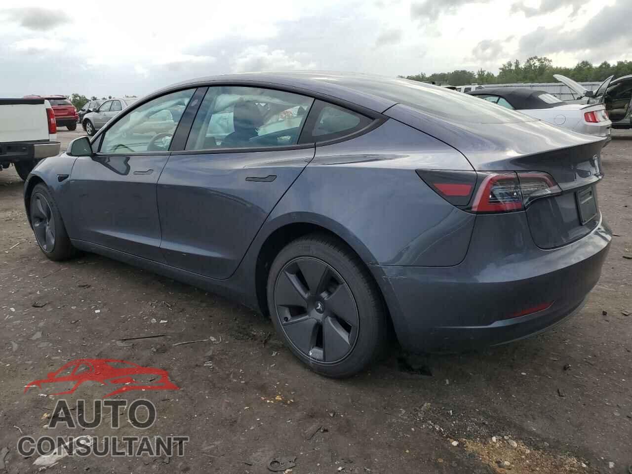TESLA MODEL 3 2023 - 5YJ3E1EA7PF542472