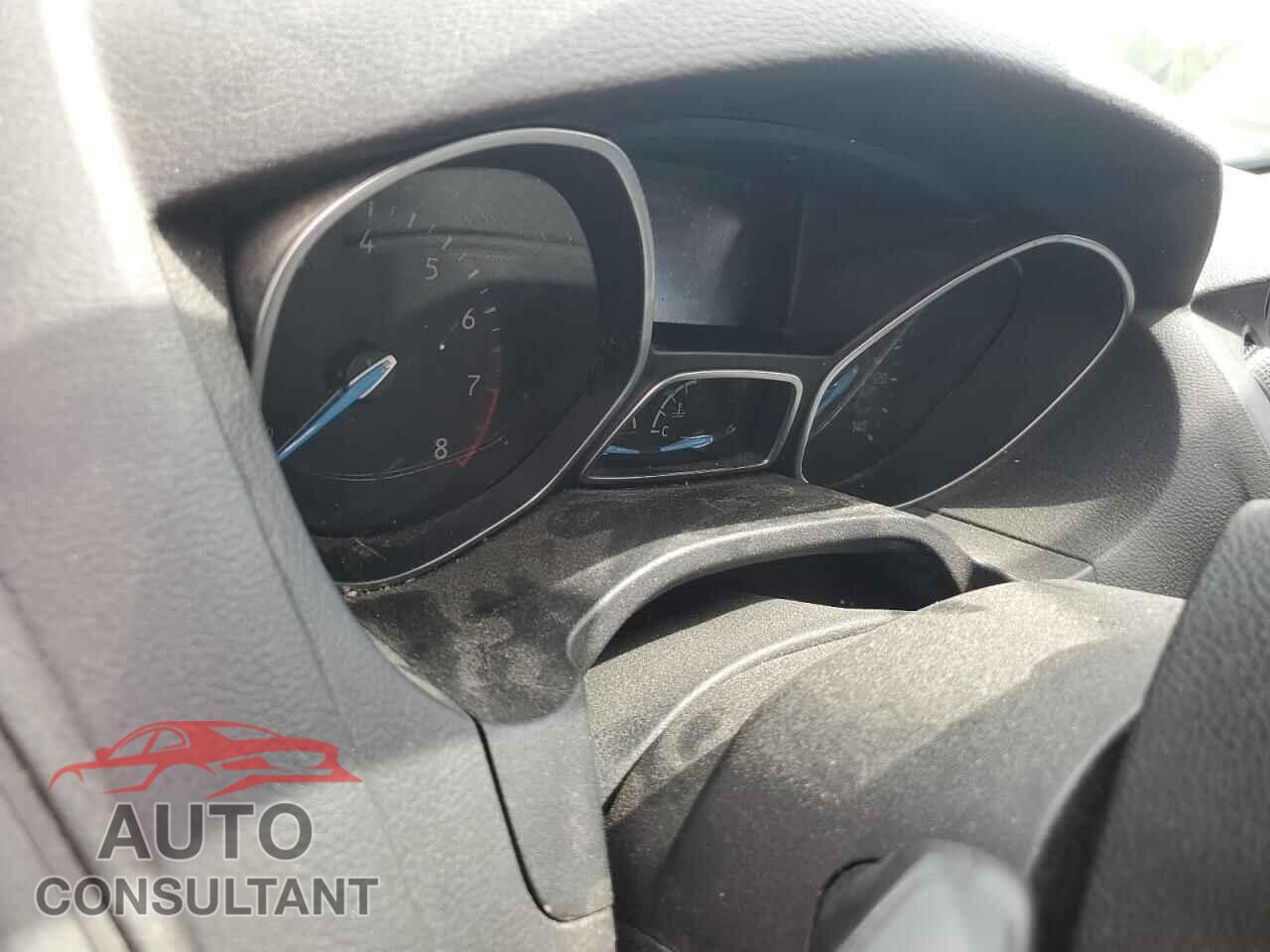 FORD FOCUS 2016 - 1FADP3F25GL323417