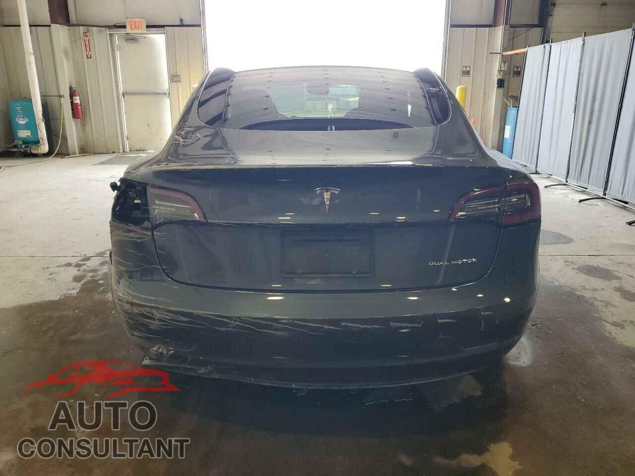TESLA MODEL 3 2021 - 5YJ3E1EB5MF858764