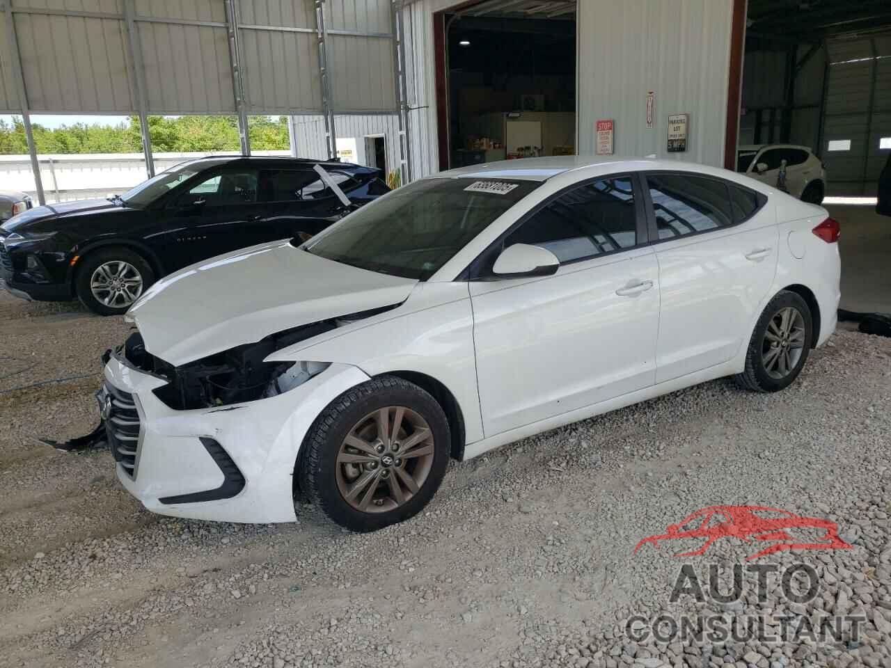 HYUNDAI ELANTRA 2018 - 5NPD84LF0JH228005