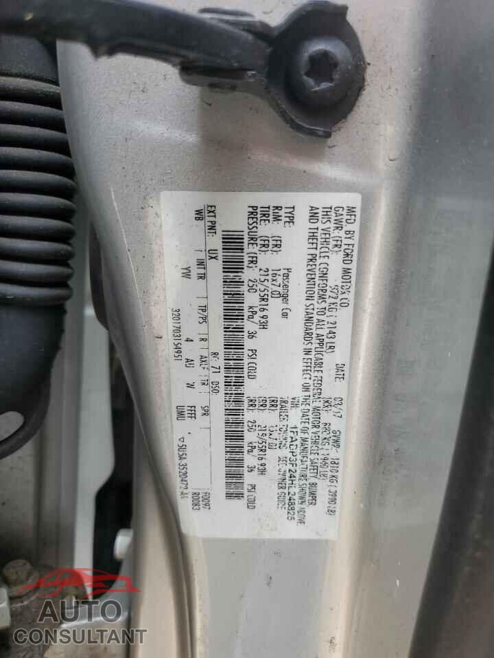FORD FOCUS 2017 - 1FADP3F24HL248825