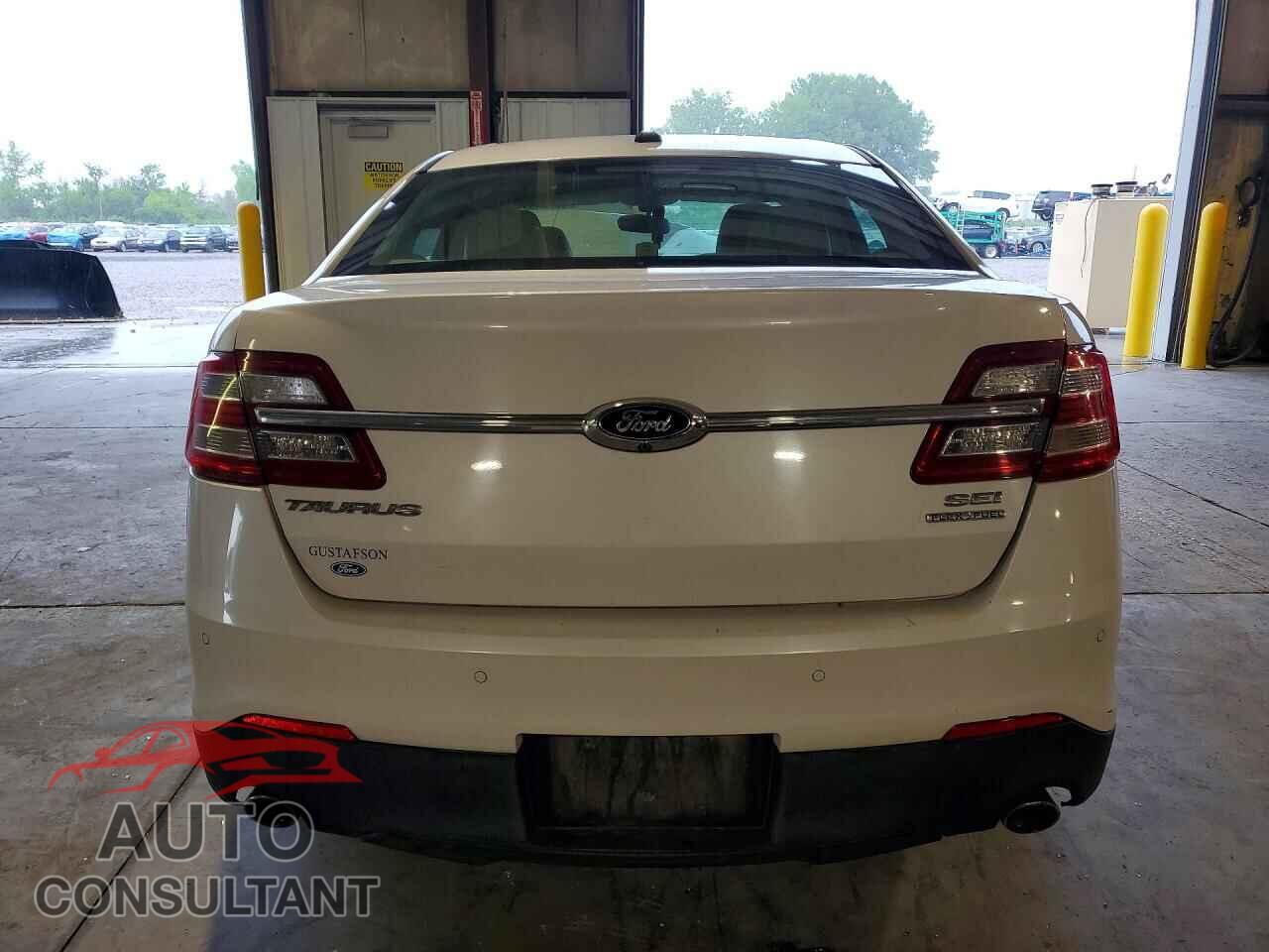 FORD TAURUS 2013 - 1FAHP2E80DG142358